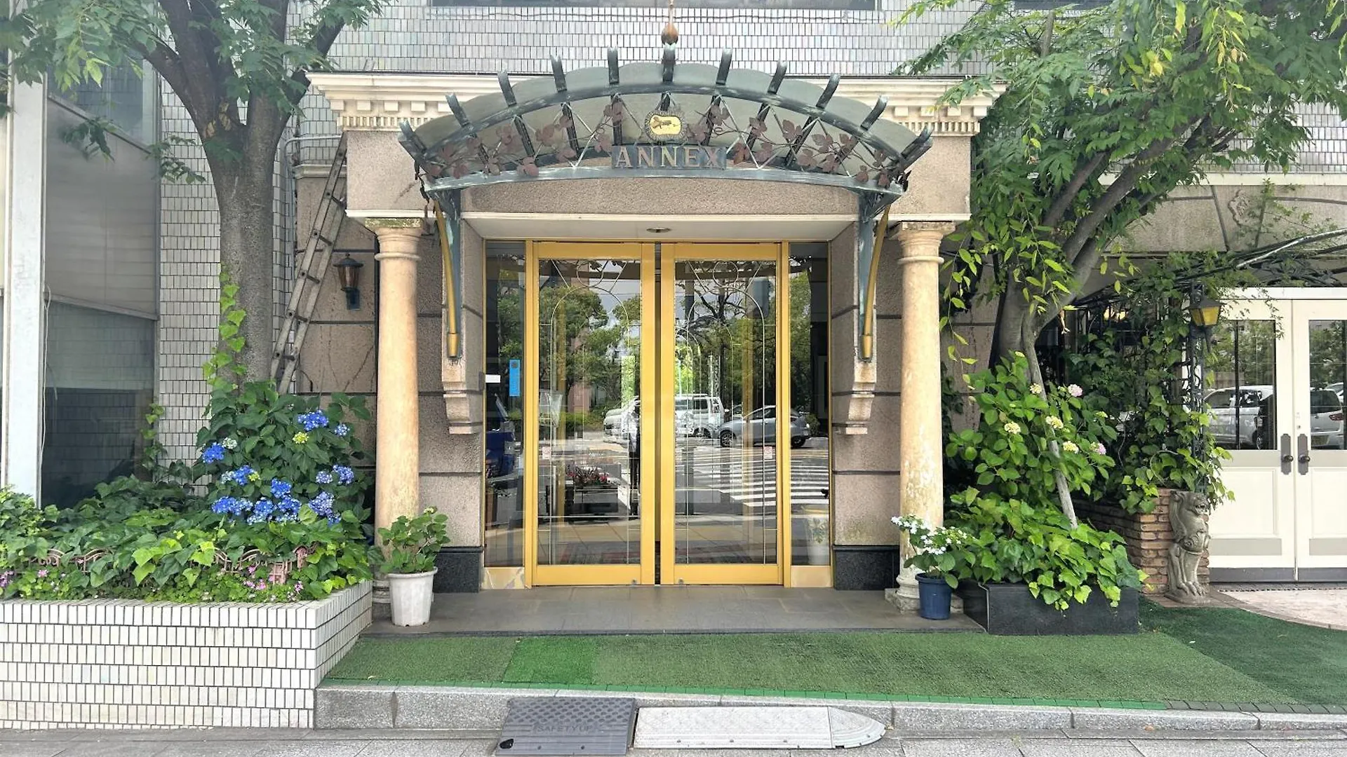 Hiroshima Intelligent Hotel Annex Japon